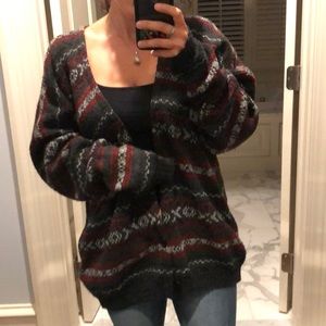 Vintage urban button-up oversize sweater